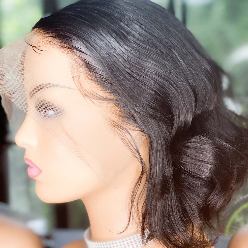 Frontal wig - Picture 2 of 2